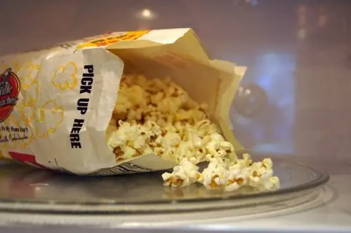 Microwavable popcorn