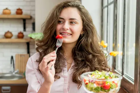 Dietitian Pinpoints the Best Time to Eat for Weight Loss